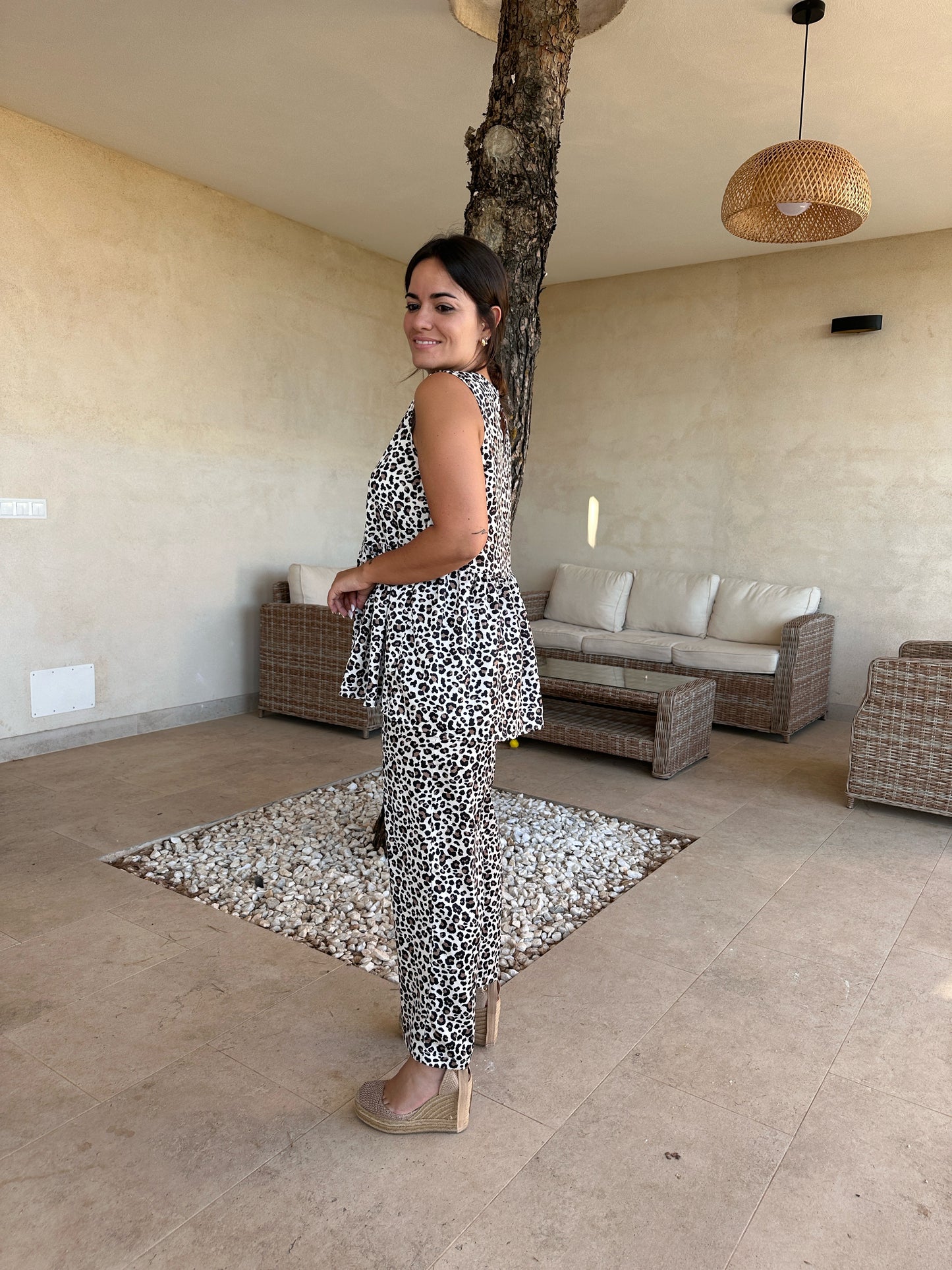 Conjunto DIKIM animal print Con top