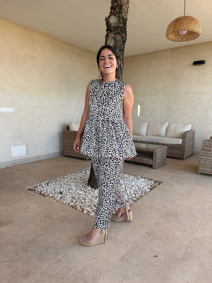 Conjunto DIKIM animal print Con top